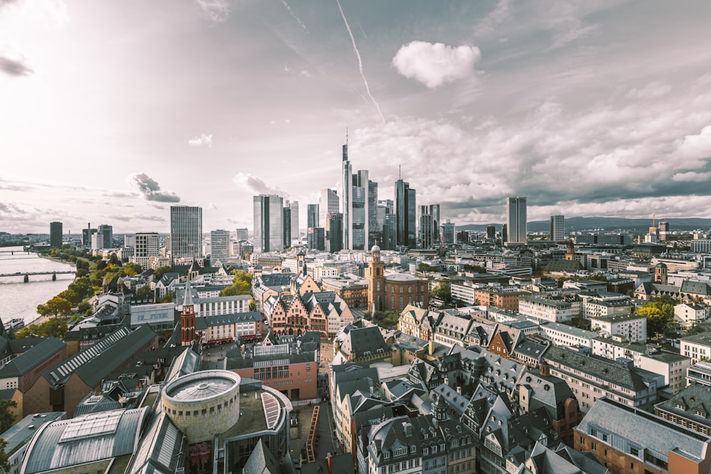 Frankfurter Skyline mit Bankenviertel